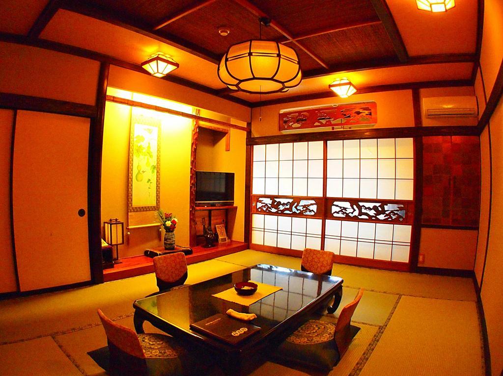 Chuo Hotel Chikuma Bagian luar foto