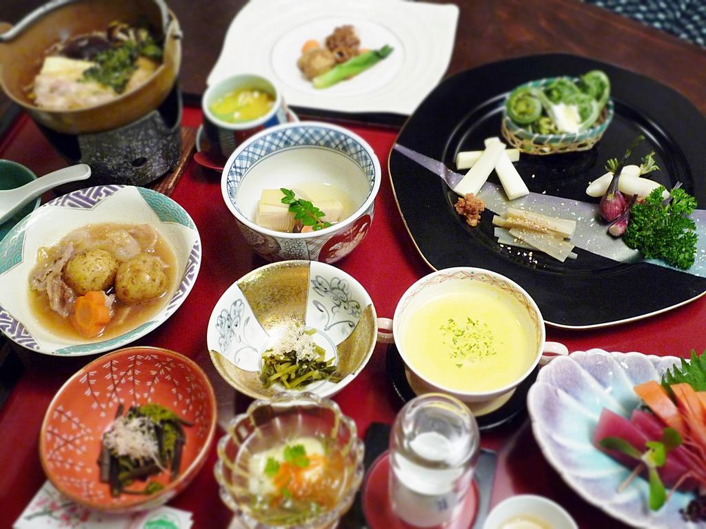 Chuo Hotel Chikuma Bagian luar foto